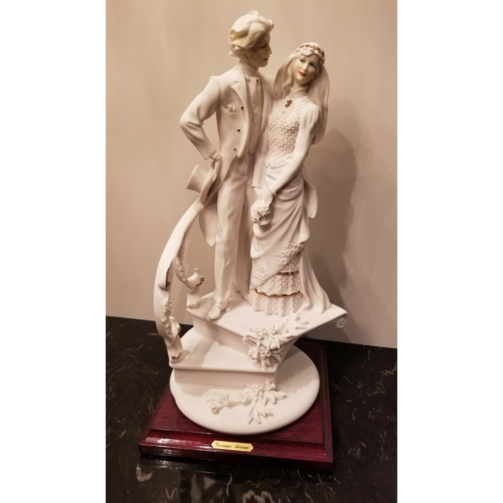 Giuseppe Armani Florence Collection "Bride & Groom" Large Resin Figurine 13"